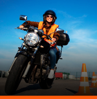 escueladeconductoresconducar-curso-de-manejo-de-moto
